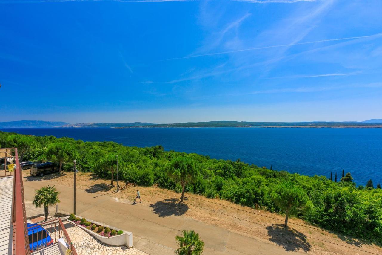 Apartments Rozaria Dramalj Kültér fotó